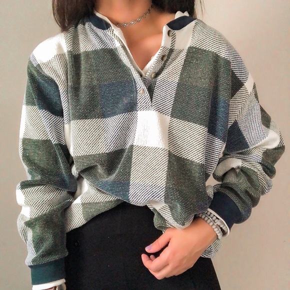 Vintage Tops - VINTAGE • plaid oversized boyfriend Henley top